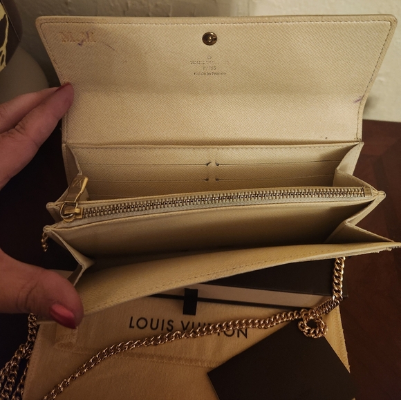 Louis Vuitton Damier Azur Portefeuille Sara Long Wallet - Picture 5 of 10